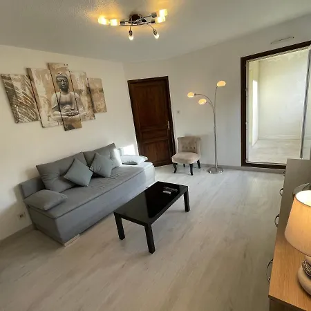 Apartment Superbe F2 Terrasse, Route Du Vin, Florival