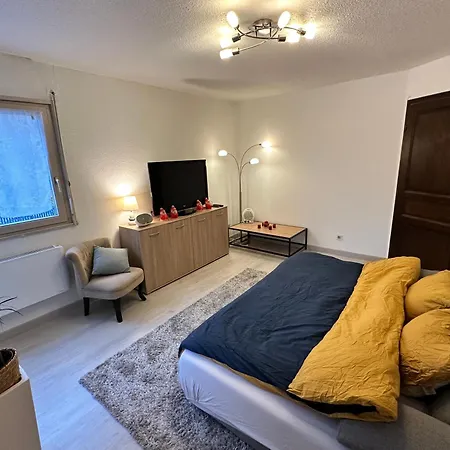 F2 Florival 45m2, Avec Terrasse, Route Du Vin Et Free Parking Apartamento *