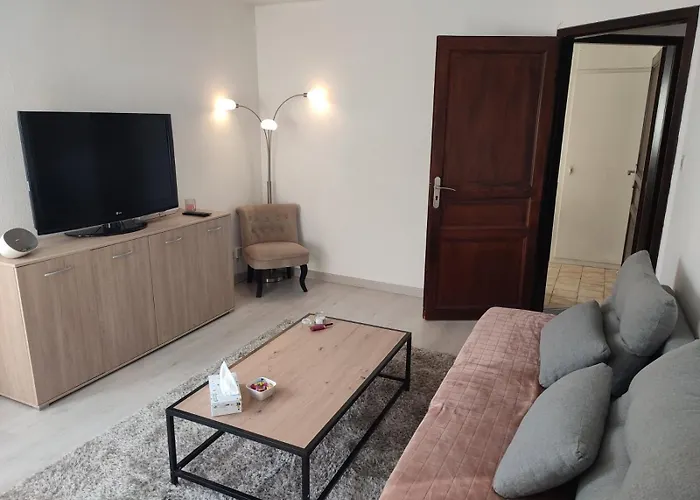 F2 Florival 45m2, Avec Terrasse, Route Du Vin Et Free Parking شقة